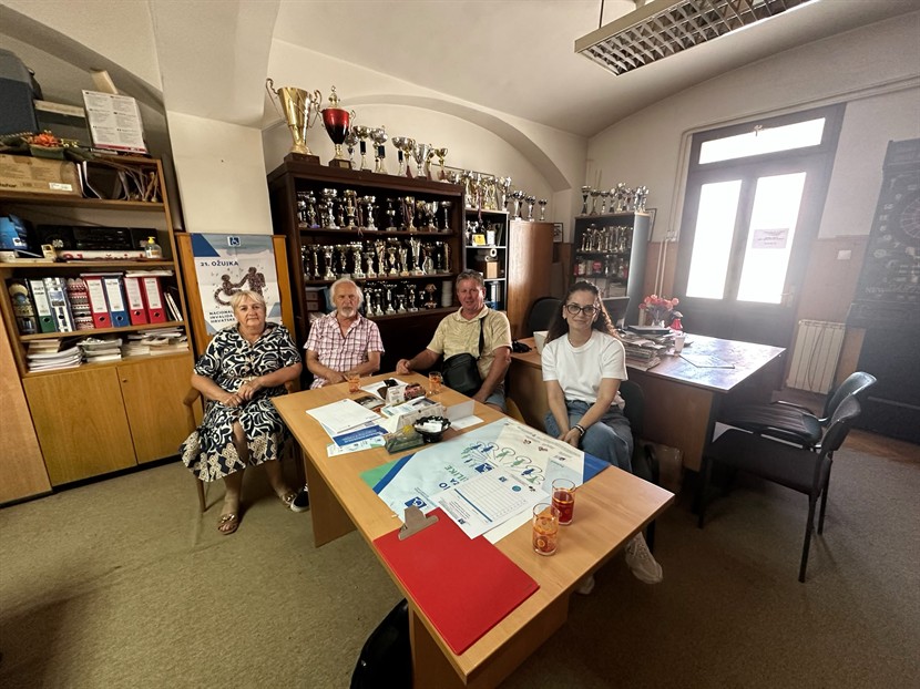 Slika: PRUŽANJE PODRŠKE ČLANICAMA SAVEZA – UDRUGA INVALIDA RADA GRADA KARLOVCA
